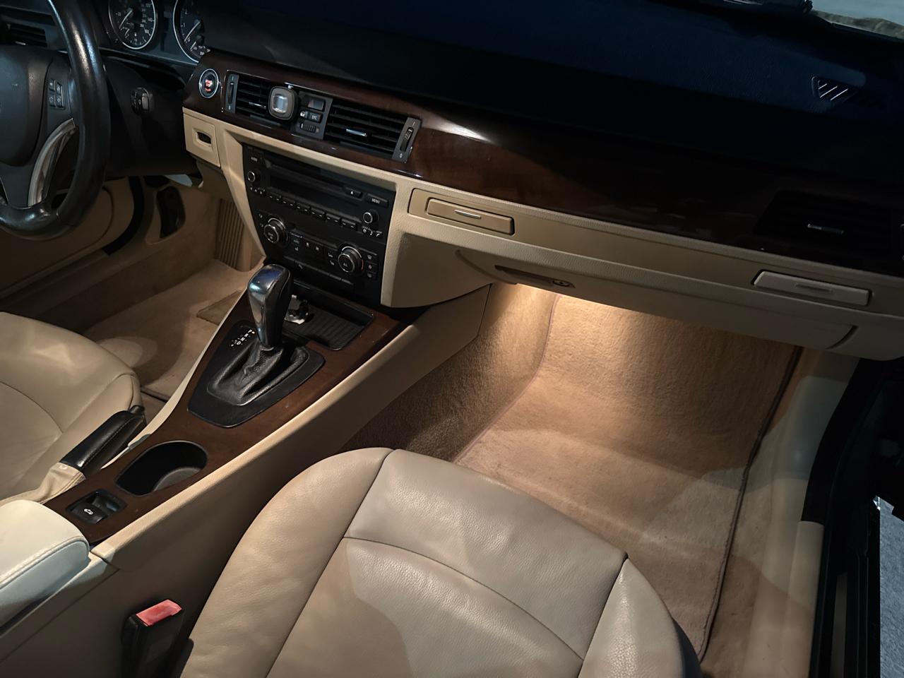 BMW 3-Series 328i Convertible 2011