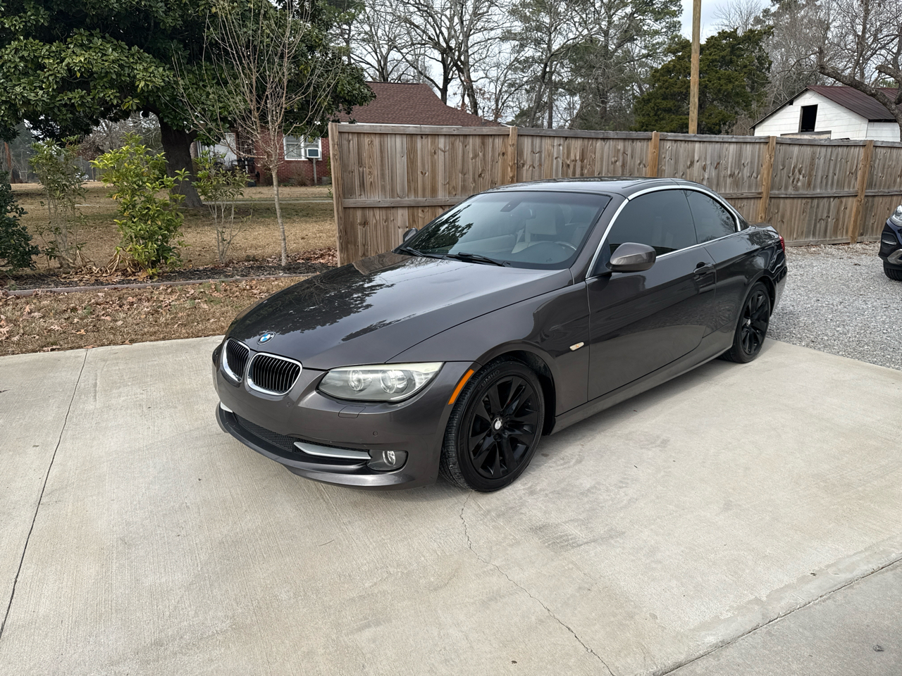 BMW 3-Series 328i Convertible 2011