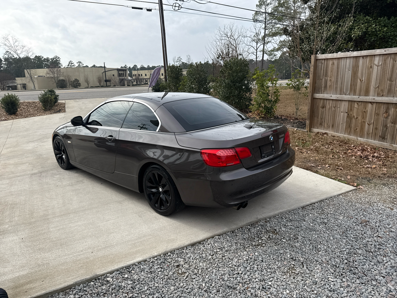 BMW 3-Series 328i Convertible 2011