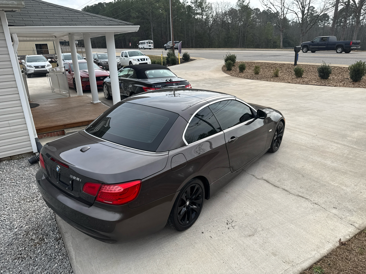 BMW 3-Series 328i Convertible 2011