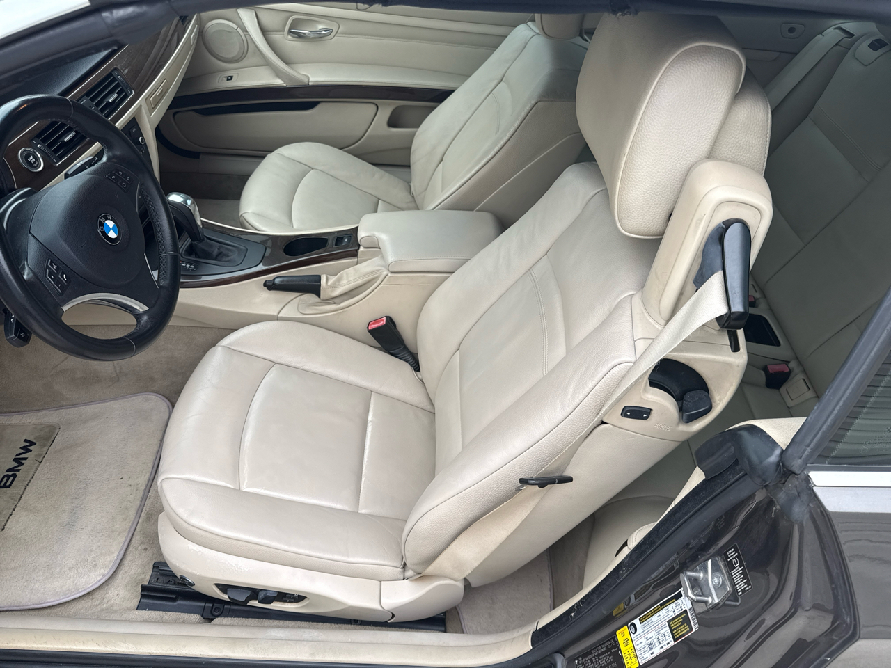 BMW 3-Series 328i Convertible 2011