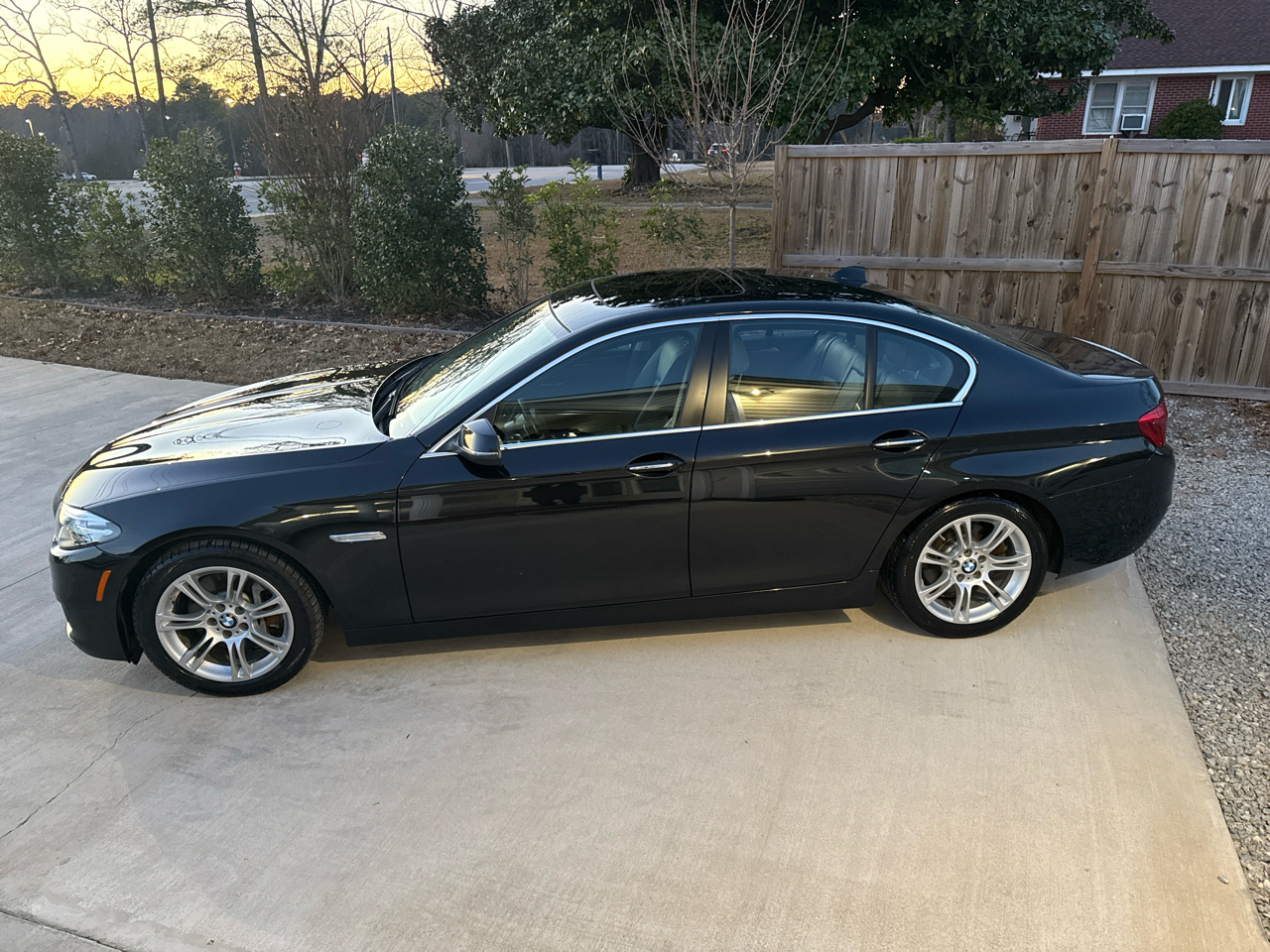 BMW 5-Series 535i xDrive 2016