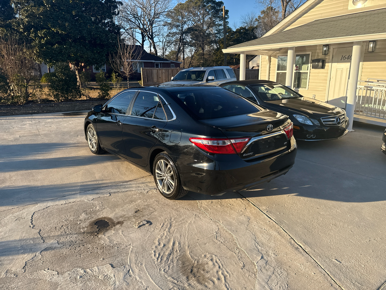 Toyota Camry SE 2017