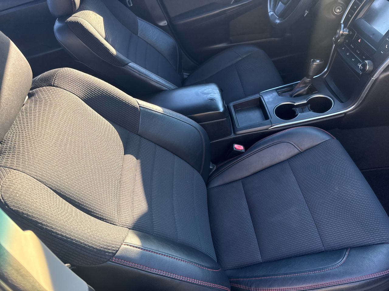 Toyota Camry SE 2017