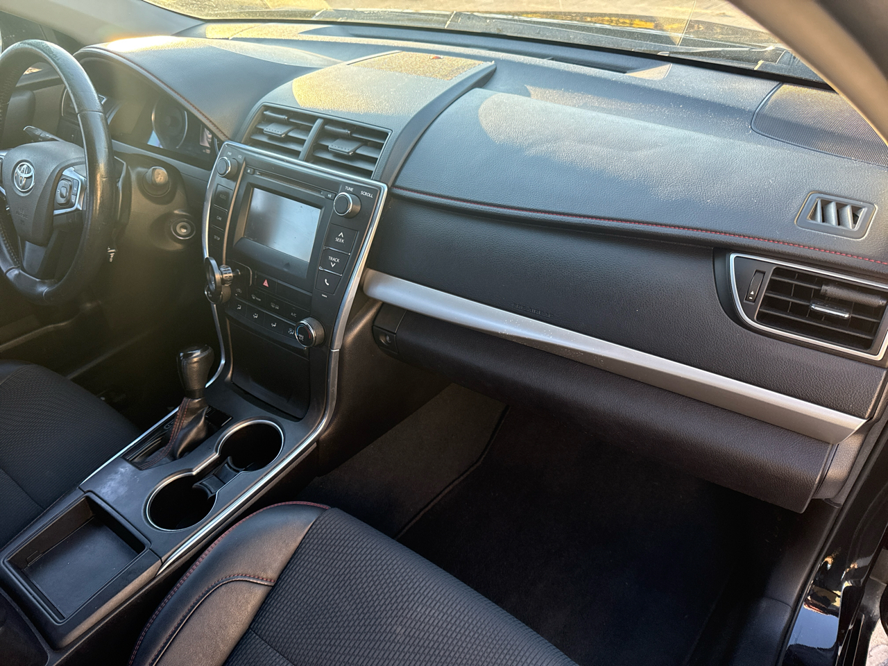 Toyota Camry SE 2017