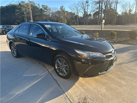 2017 Toyota Camry SE