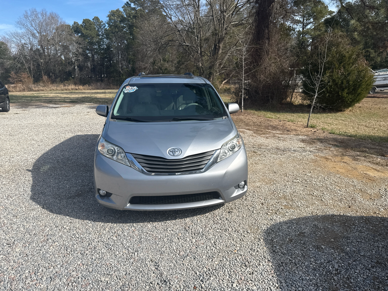 Toyota Sienna XLE FWD 8-Passenger V6 2014