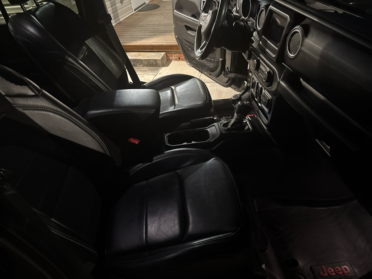 Jeep Wrangler Unlimited Sahara 2018