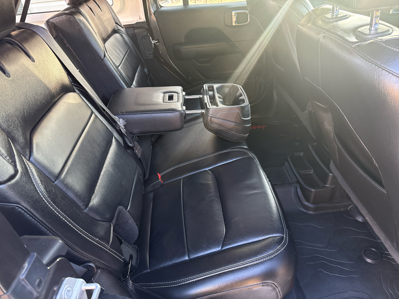 Jeep Wrangler Unlimited Sahara 2018