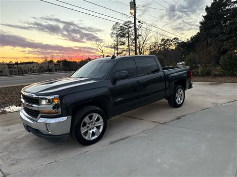 2018 Chevrolet Silverado 1500 LT Crew Cab 2WD