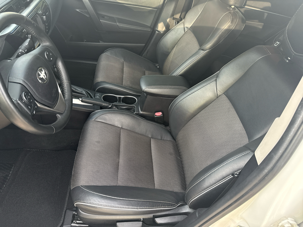 Toyota Corolla  2015