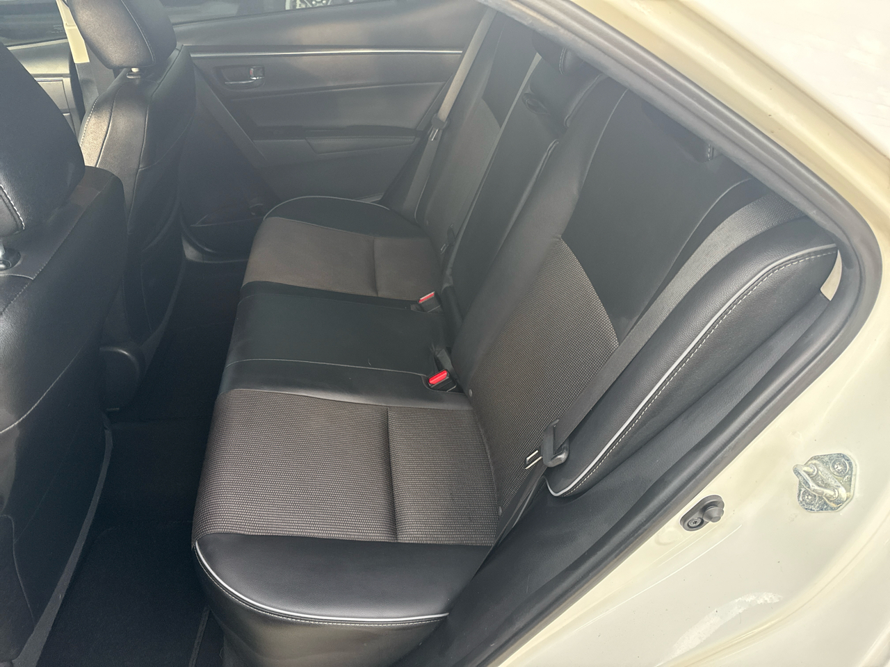 Toyota Corolla  2015