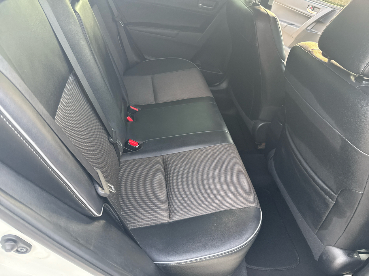 Toyota Corolla  2015