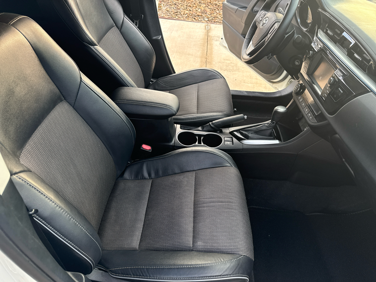 Toyota Corolla  2015