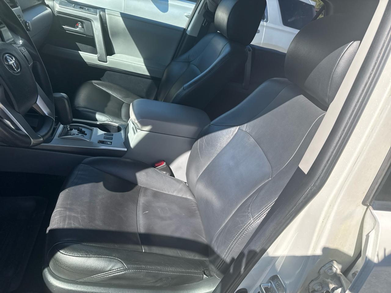 Toyota 4Runner SR5 2WD 2012