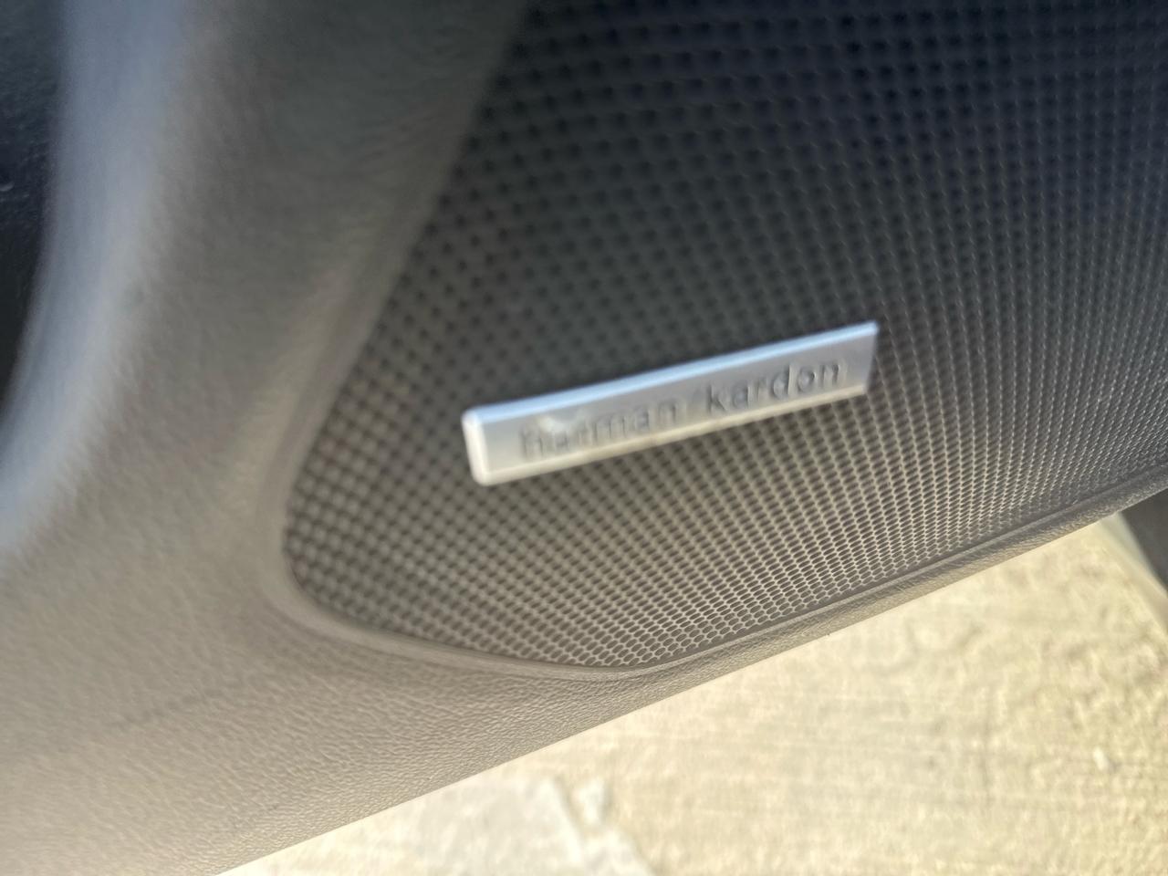 Subaru Outback 3.6R Touring 2019