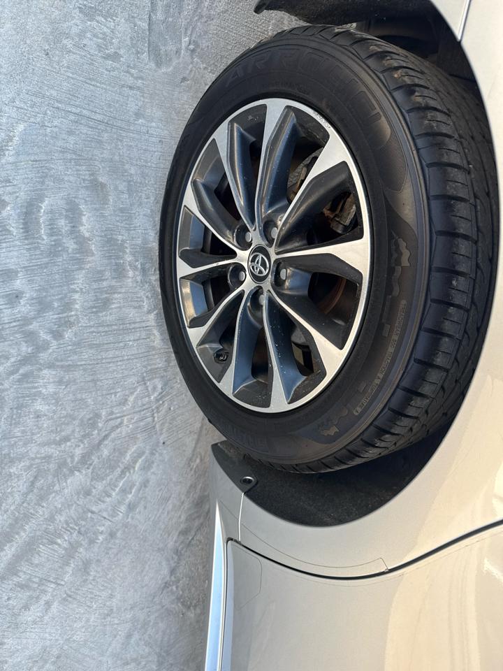 Toyota Avalon XLE Premium 2016