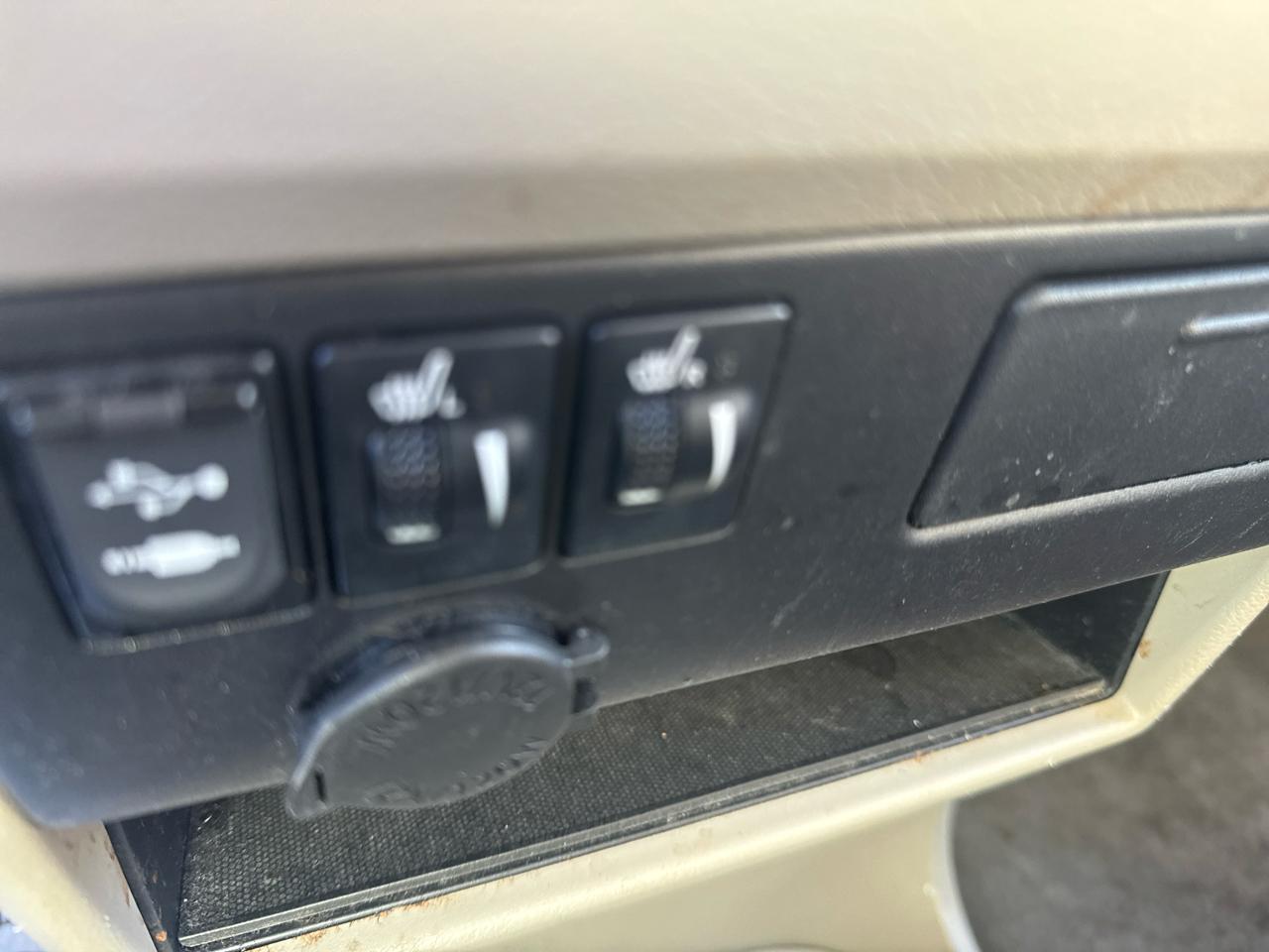 Toyota Sienna XLE FWD 8-Passenger V6 2015