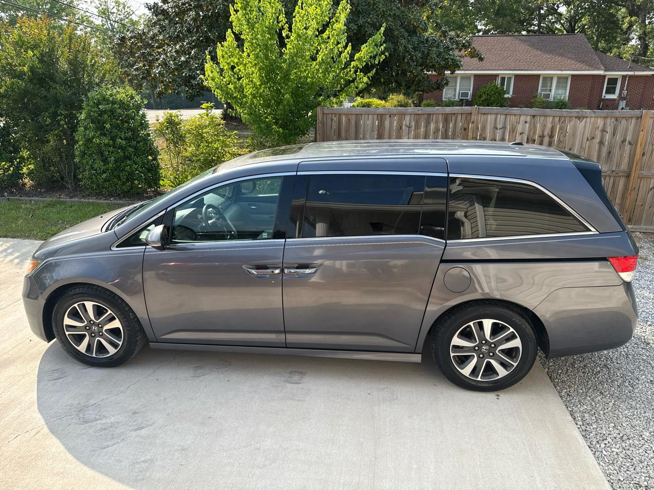 Honda Odyssey Touring Elite 2016