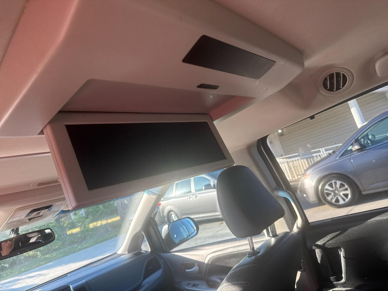 Toyota Sienna SE 8-Passenger 2017