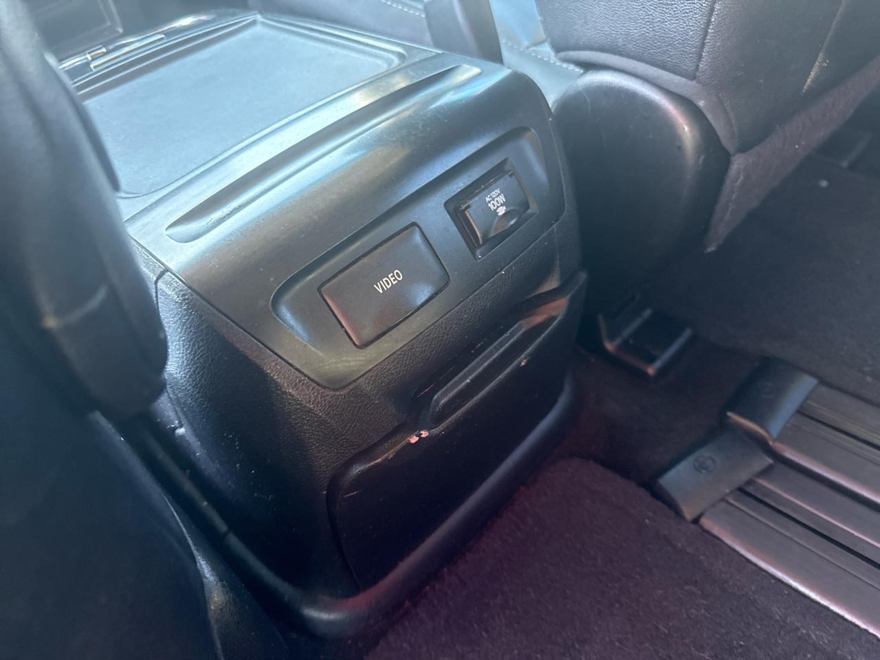 Toyota Sienna SE 8-Passenger 2017