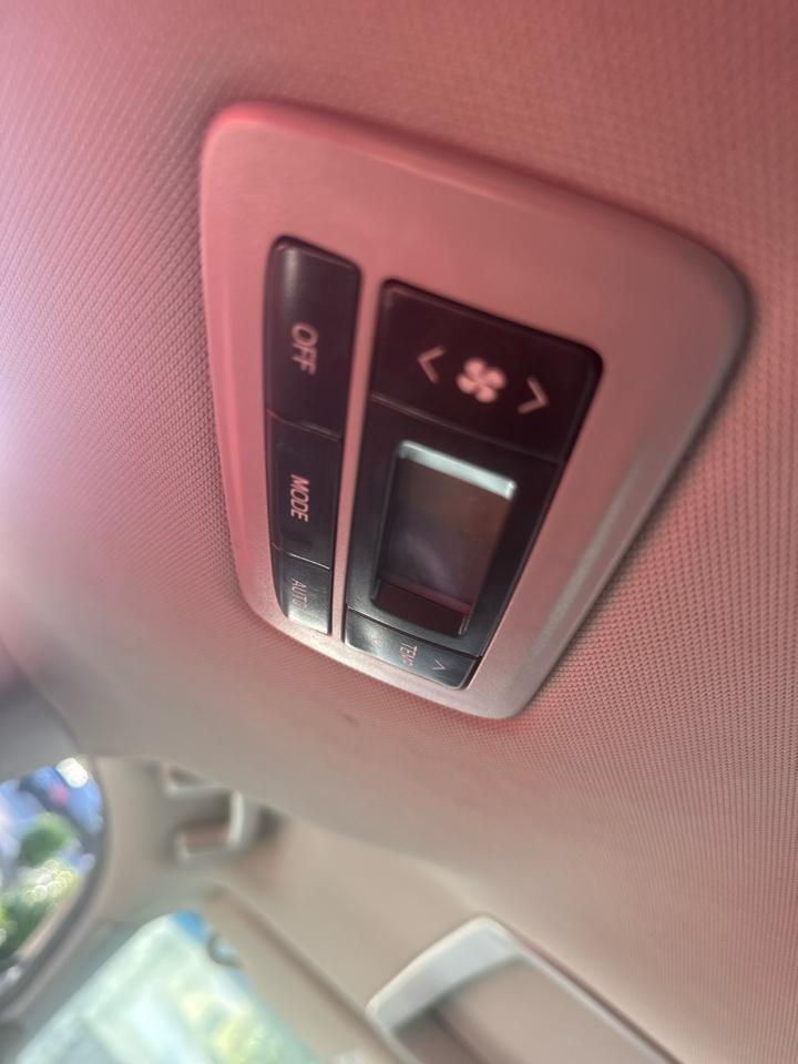 Toyota Sienna SE 8-Passenger 2017