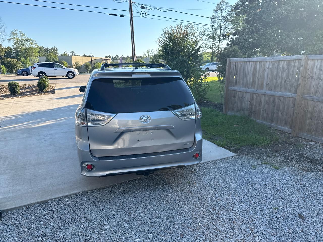 Toyota Sienna SE 8-Passenger 2017