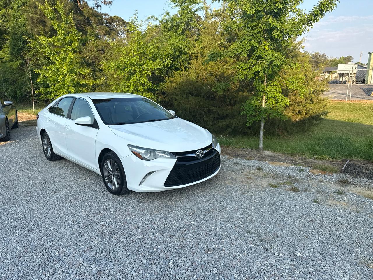 Toyota Camry SE 2016