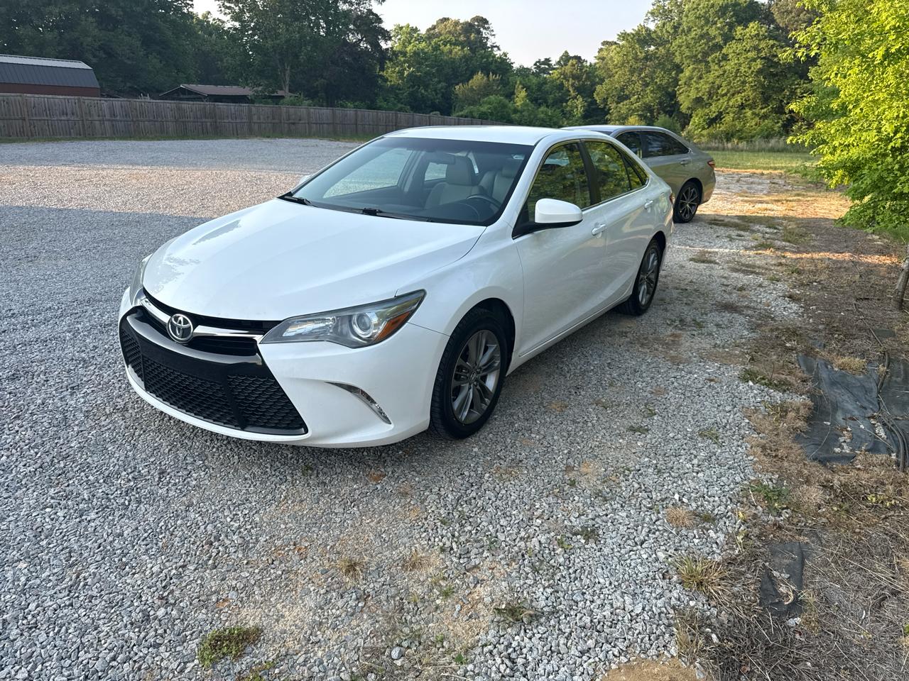 Toyota Camry SE 2016