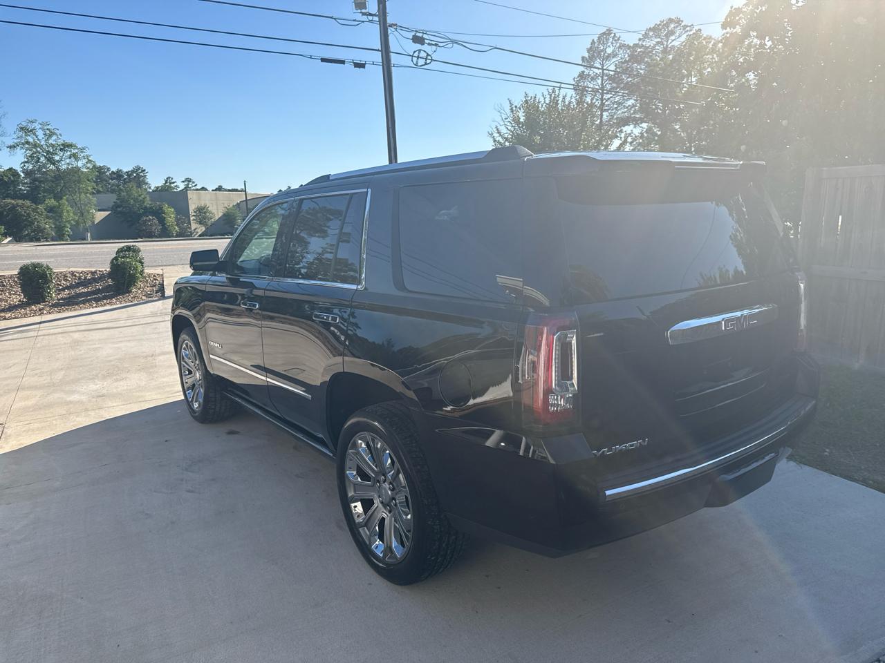 GMC Yukon Denali 2WD 2017