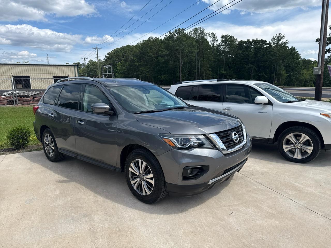 2019 Nissan Pathfinder SV 2WD