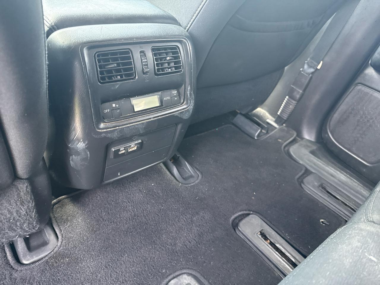 Nissan Pathfinder SV 2WD 2019