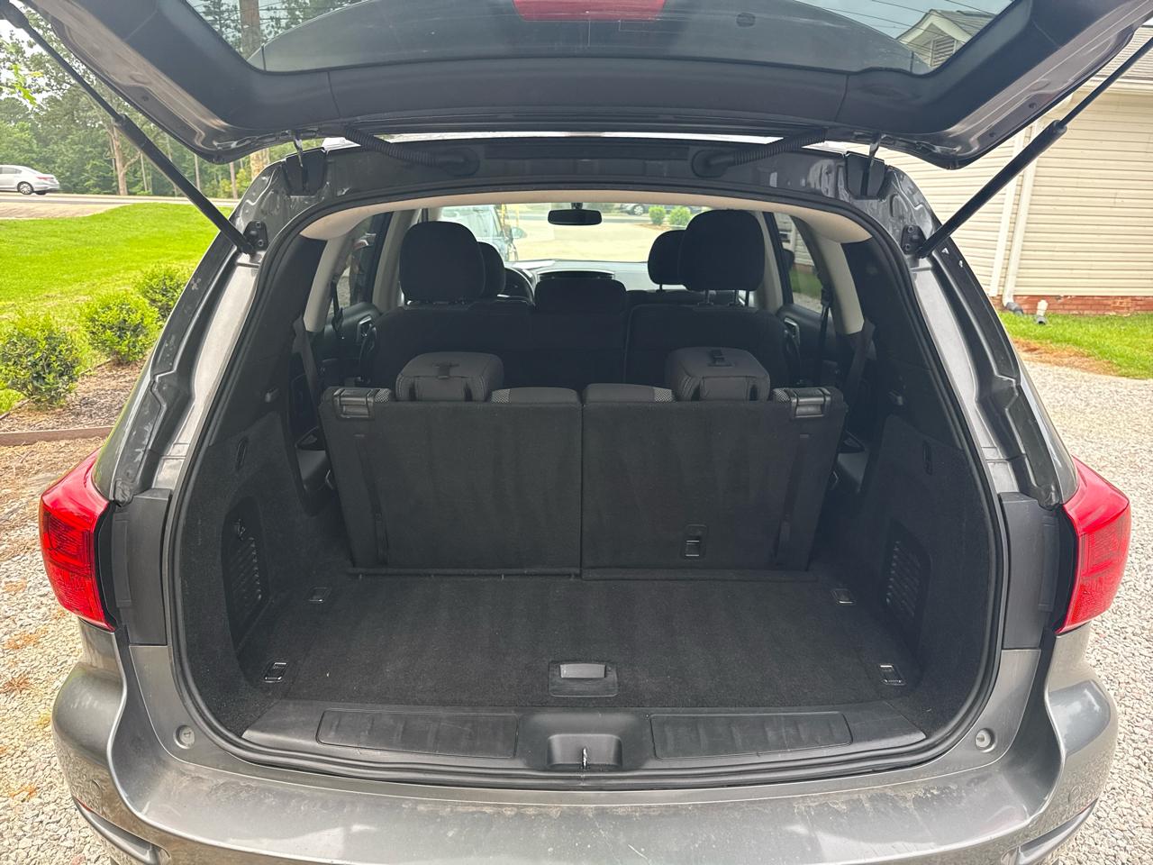 2019 Nissan Pathfinder SV - Photo 18
