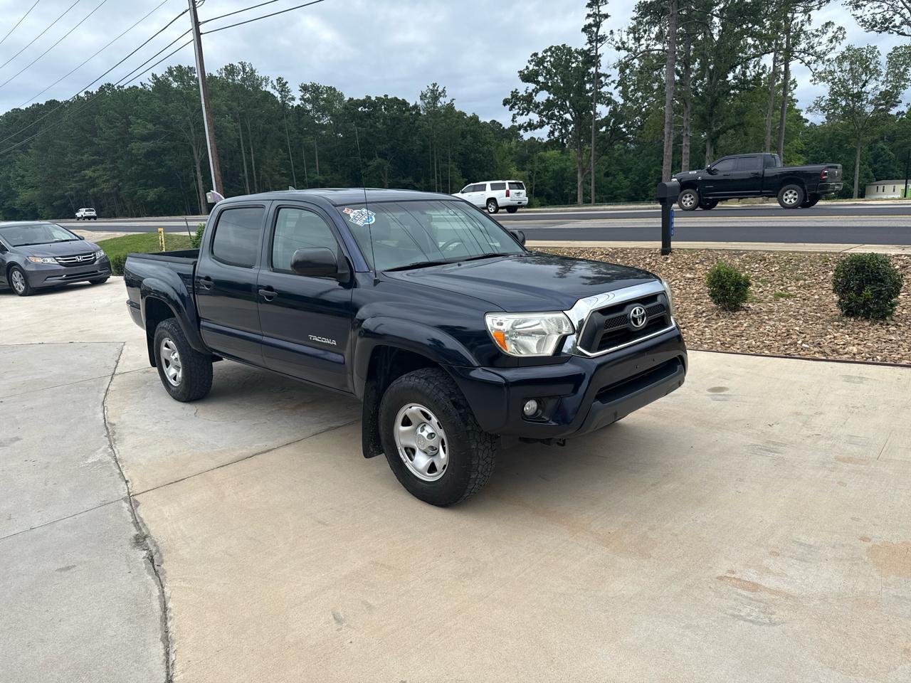 Toyota Tacoma PreRunner Double Cab V6 Auto 2WD 2012