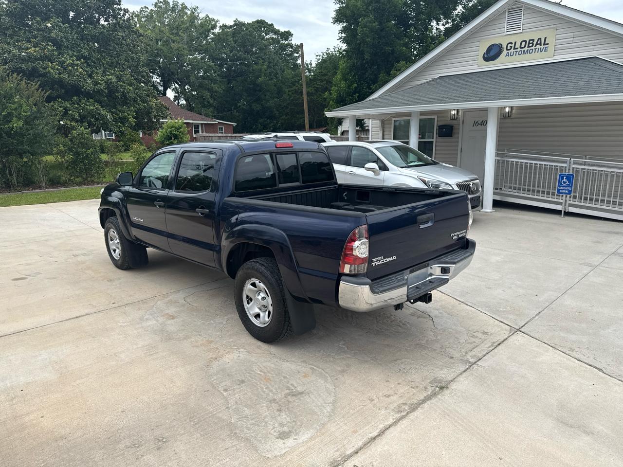 Toyota Tacoma PreRunner Double Cab V6 Auto 2WD 2012