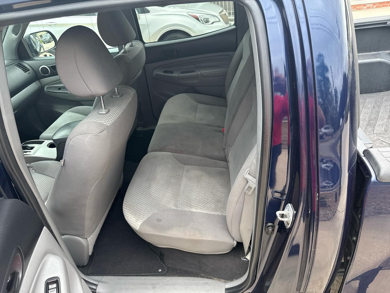 Toyota Tacoma PreRunner Double Cab V6 Auto 2WD 2012