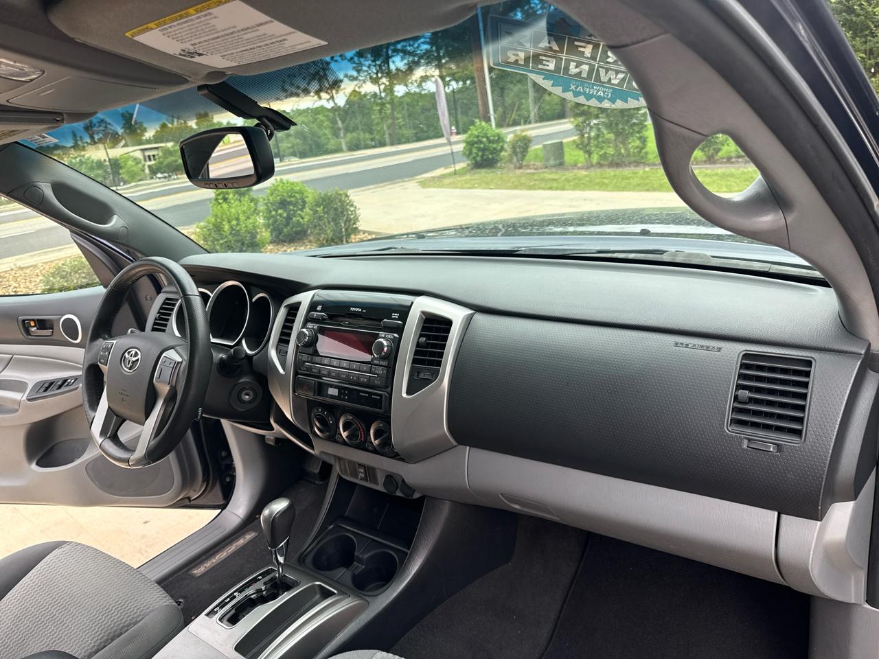 Toyota Tacoma PreRunner Double Cab V6 Auto 2WD 2012