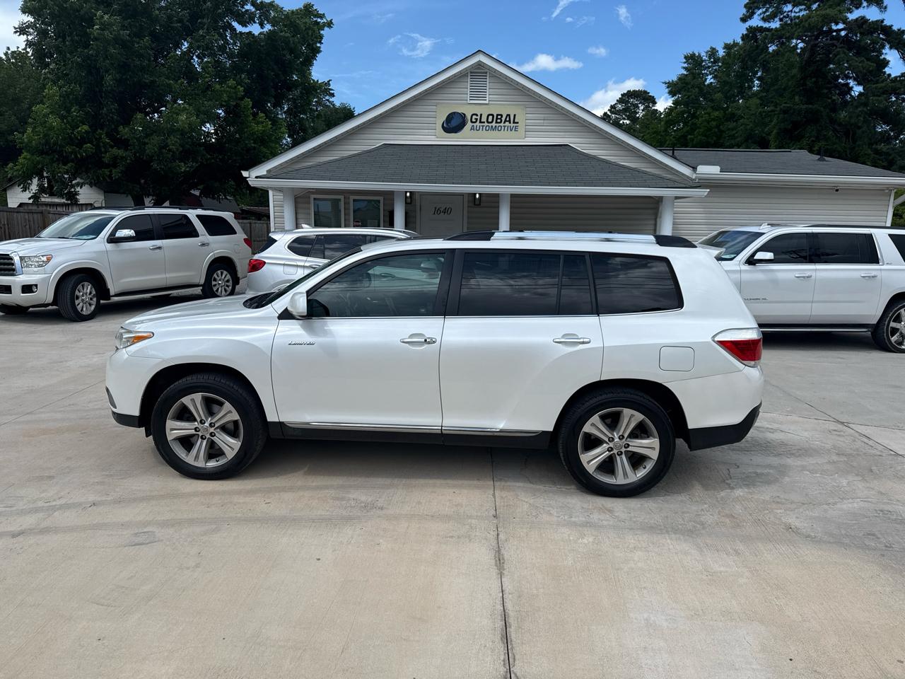 Toyota Highlander Limited 2WD 2013