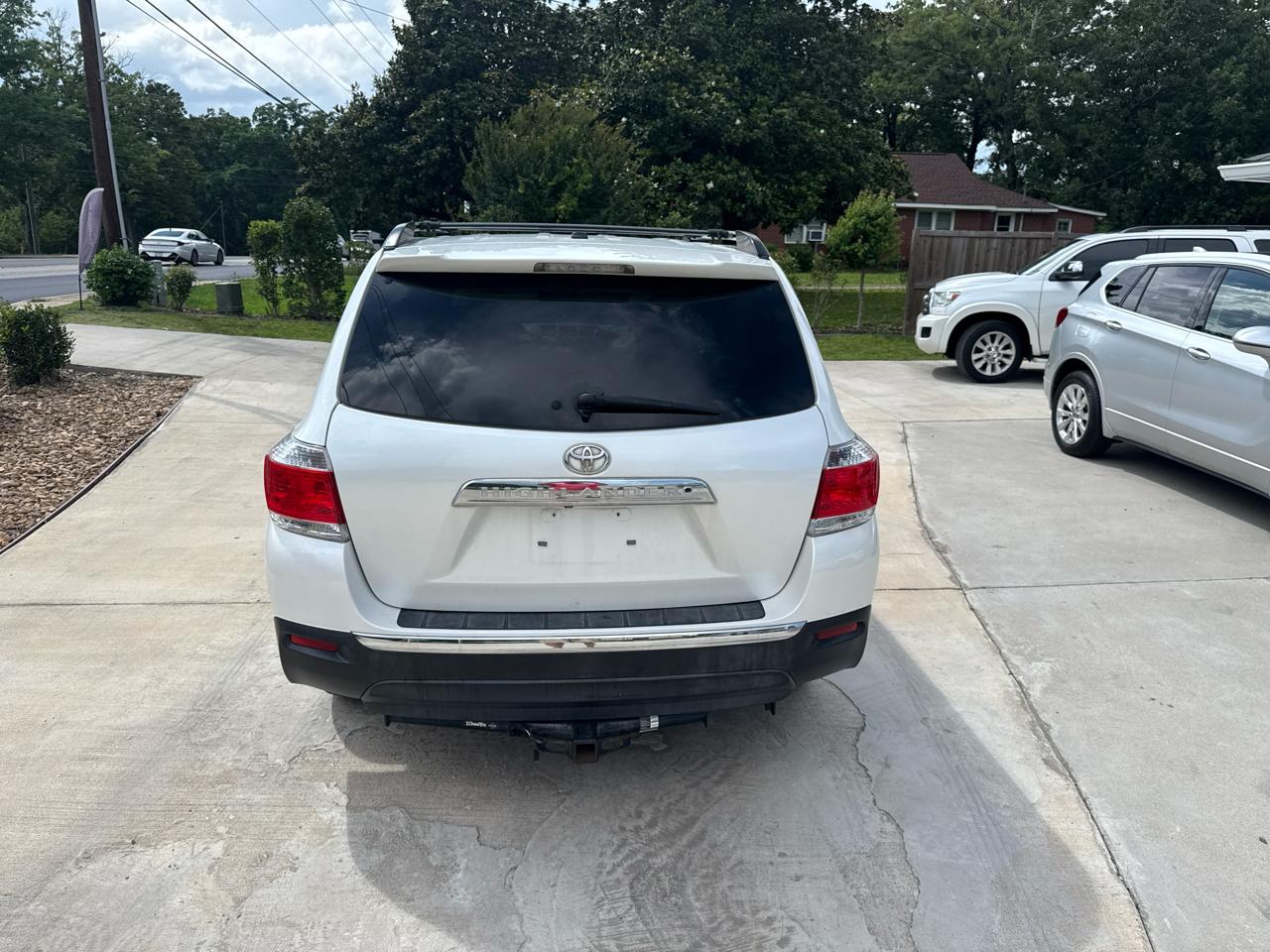 Toyota Highlander Limited 2WD 2013