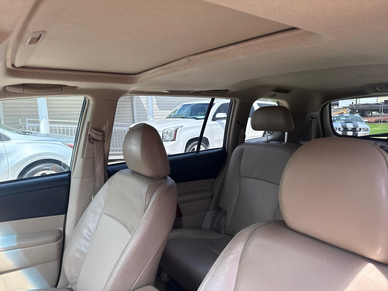 Toyota Highlander Limited 2WD 2013