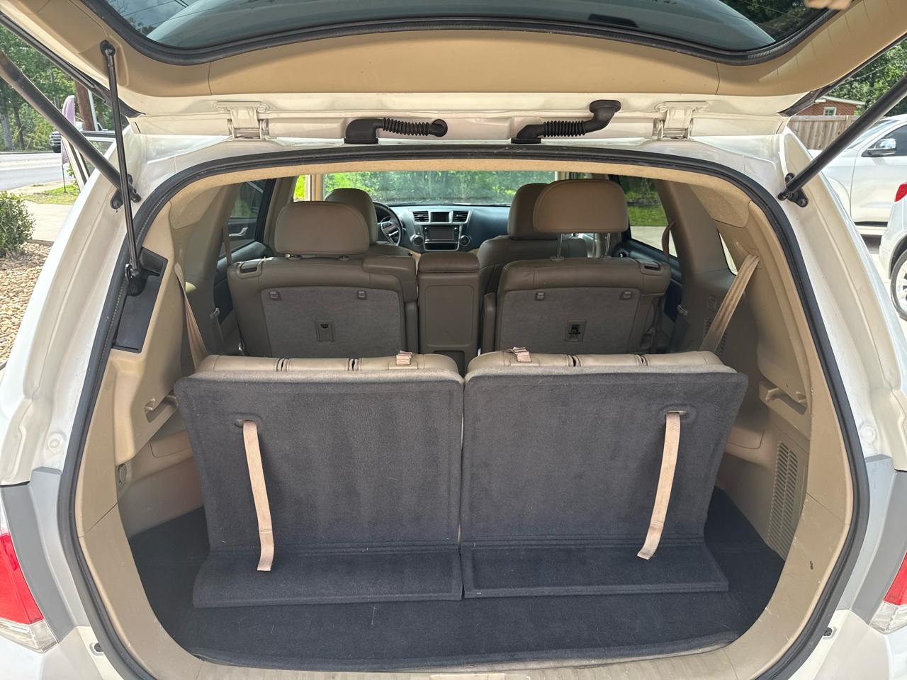 Toyota Highlander Limited 2WD 2013