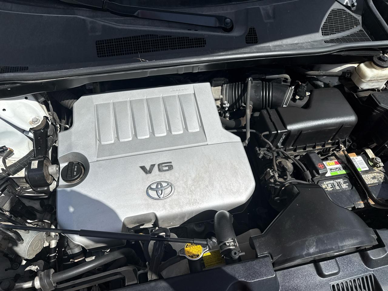 Toyota Highlander Limited 2WD 2013