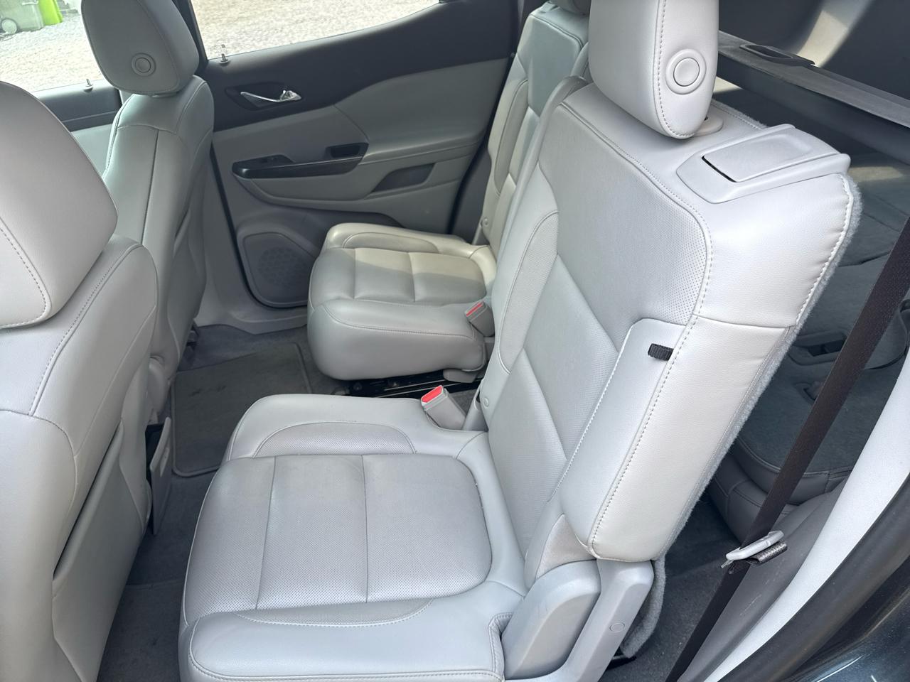 GMC Acadia SLT-1 FWD 2019