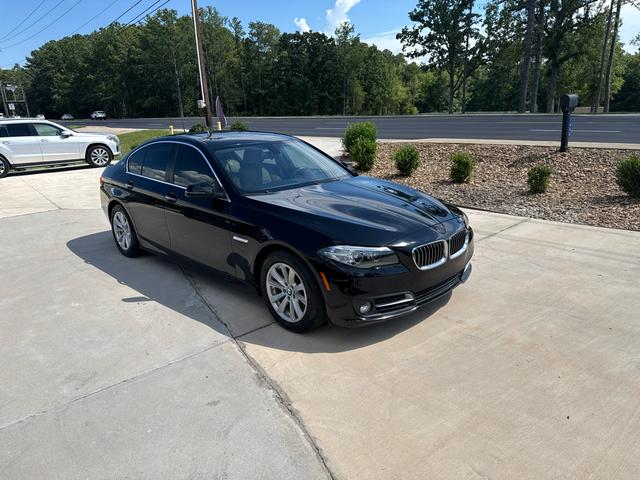 2016 BMW 5 Series 528i Sedan RWD