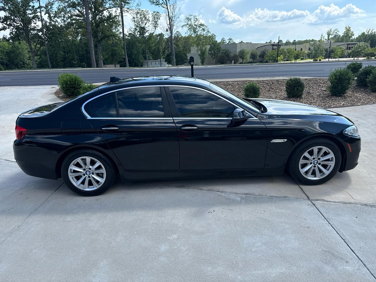 2016 BMW 5 Series 528i - Photo 10