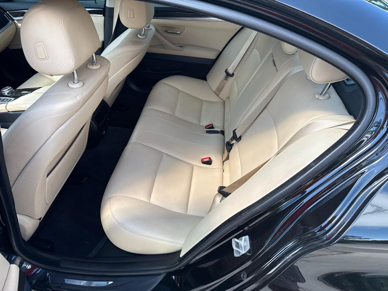 2016 BMW 5 Series 528i - Photo 15