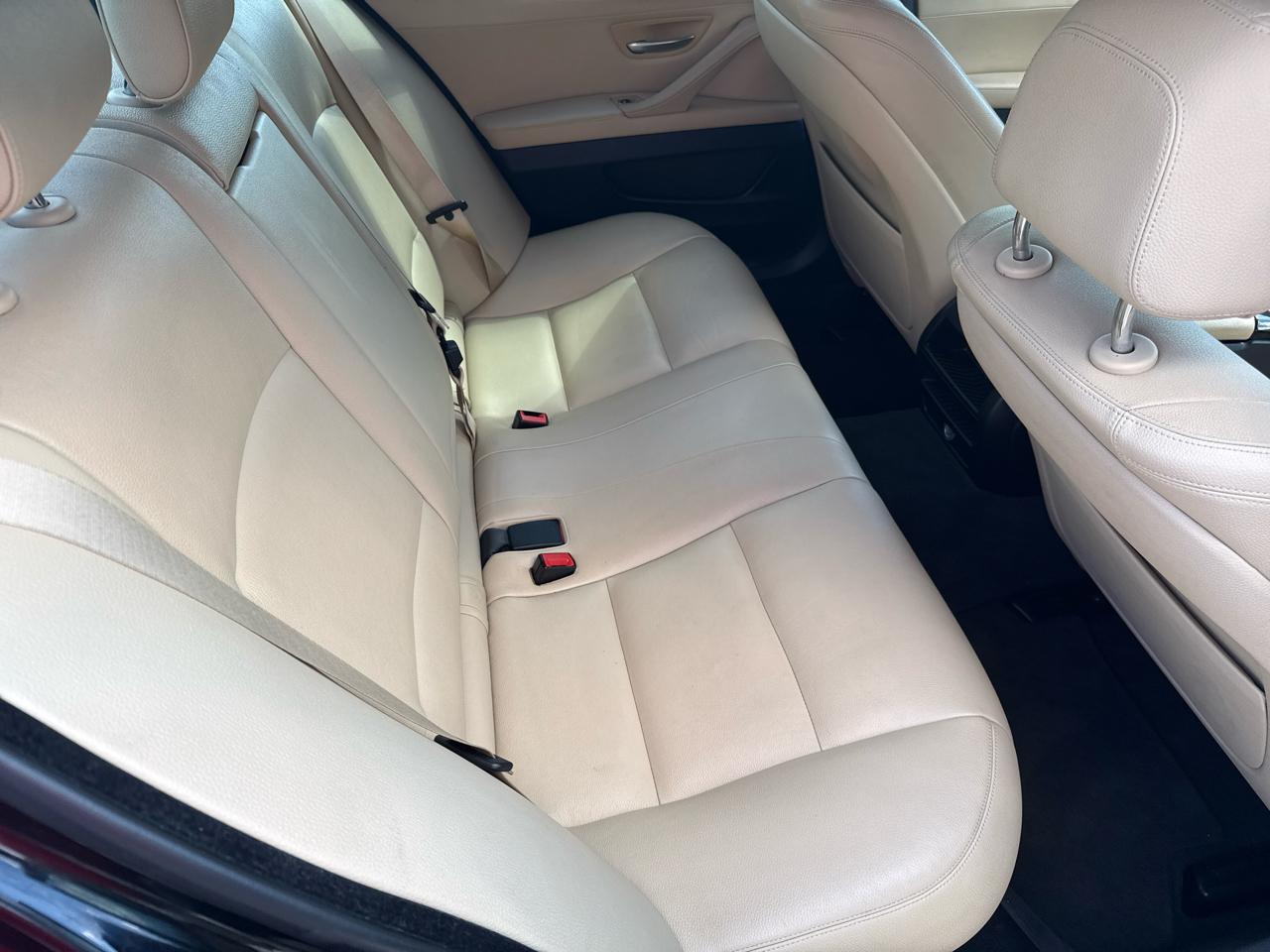 2016 BMW 5 Series 528i - Photo 18