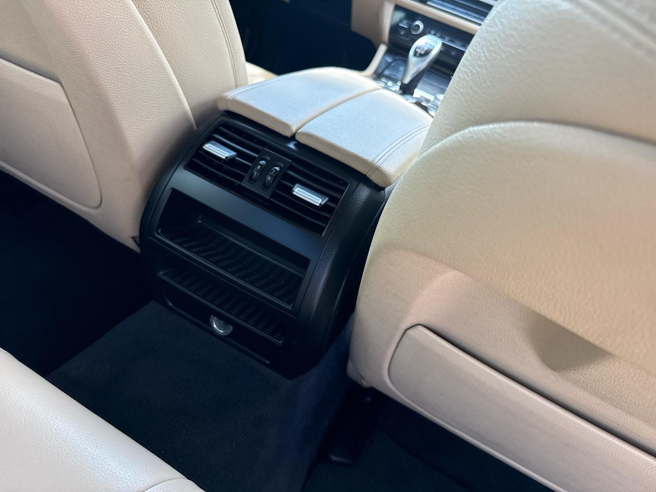 2016 BMW 5 Series 528i - Photo 19