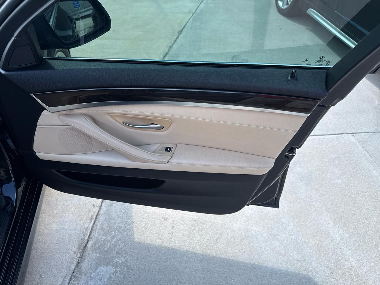 2016 BMW 5 Series 528i - Photo 20