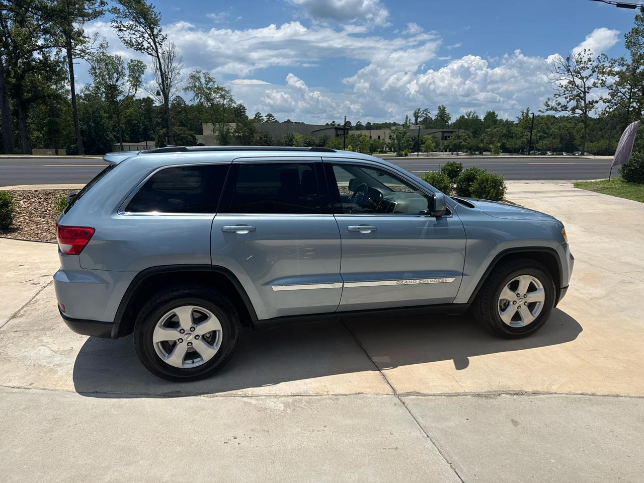 2013 Jeep Grand Cherokee Laredo - Photo 8